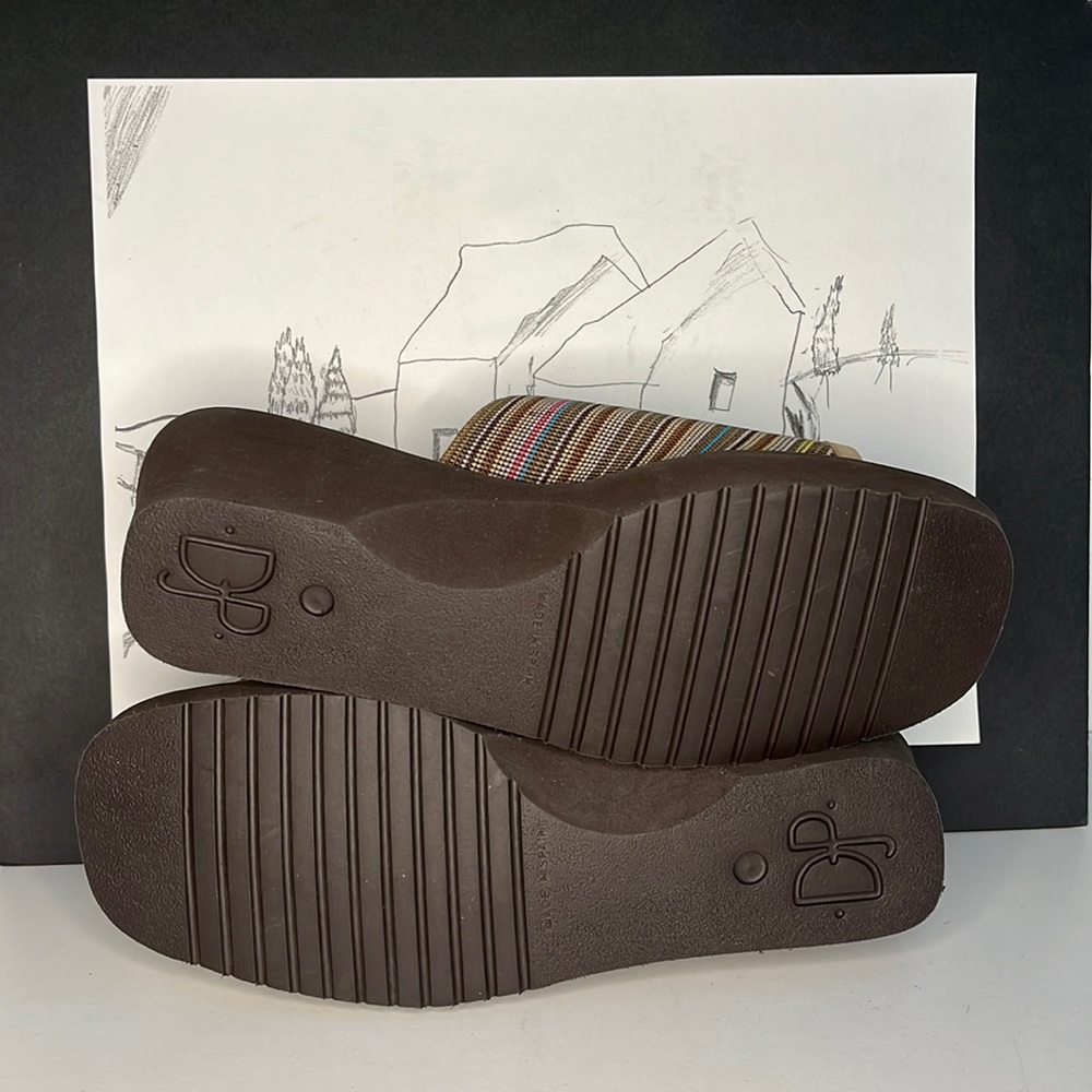 Donald Pliner IPM Light Taupe Wedge Sandal women’s size 6.5 - Picture 13 of 16